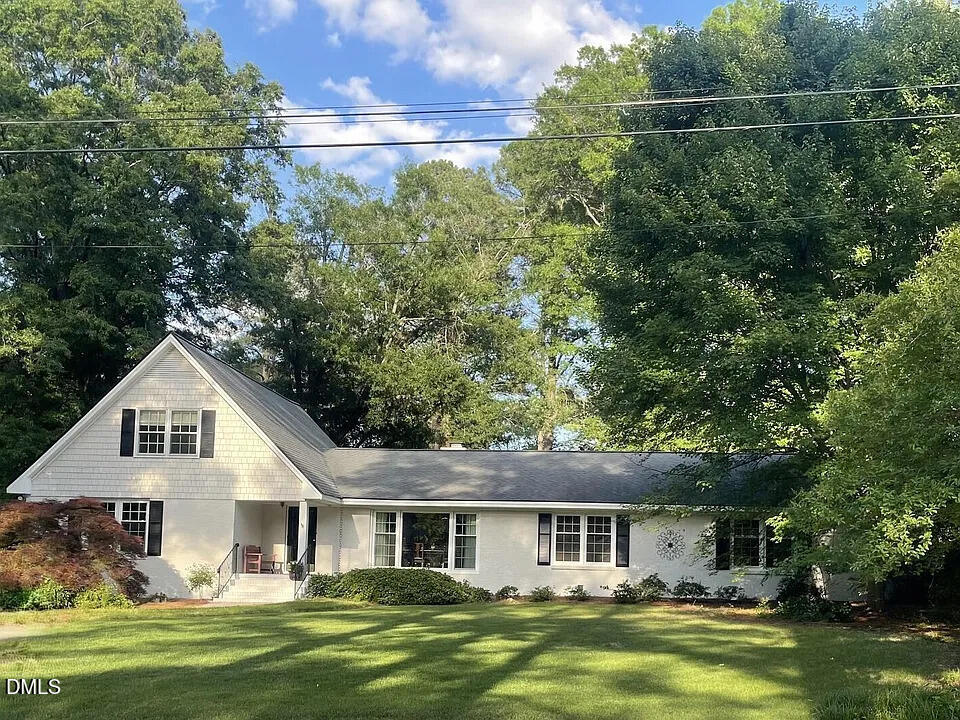 2210 Sulgrave Drive NW, Wilson, NC 27896