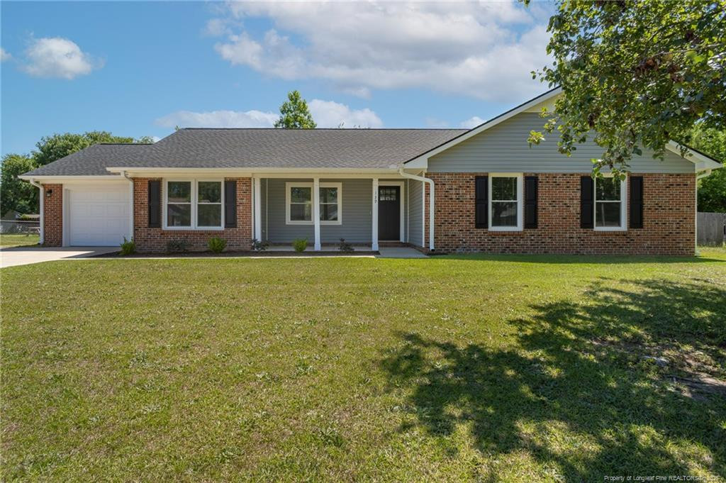 139 Thornbird Drive, Raeford, NC 28376