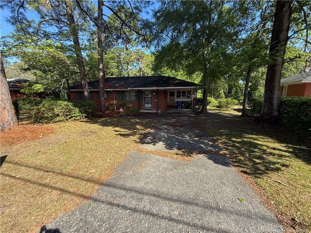 1876 Gola Drive, Fayetteville, NC 28301