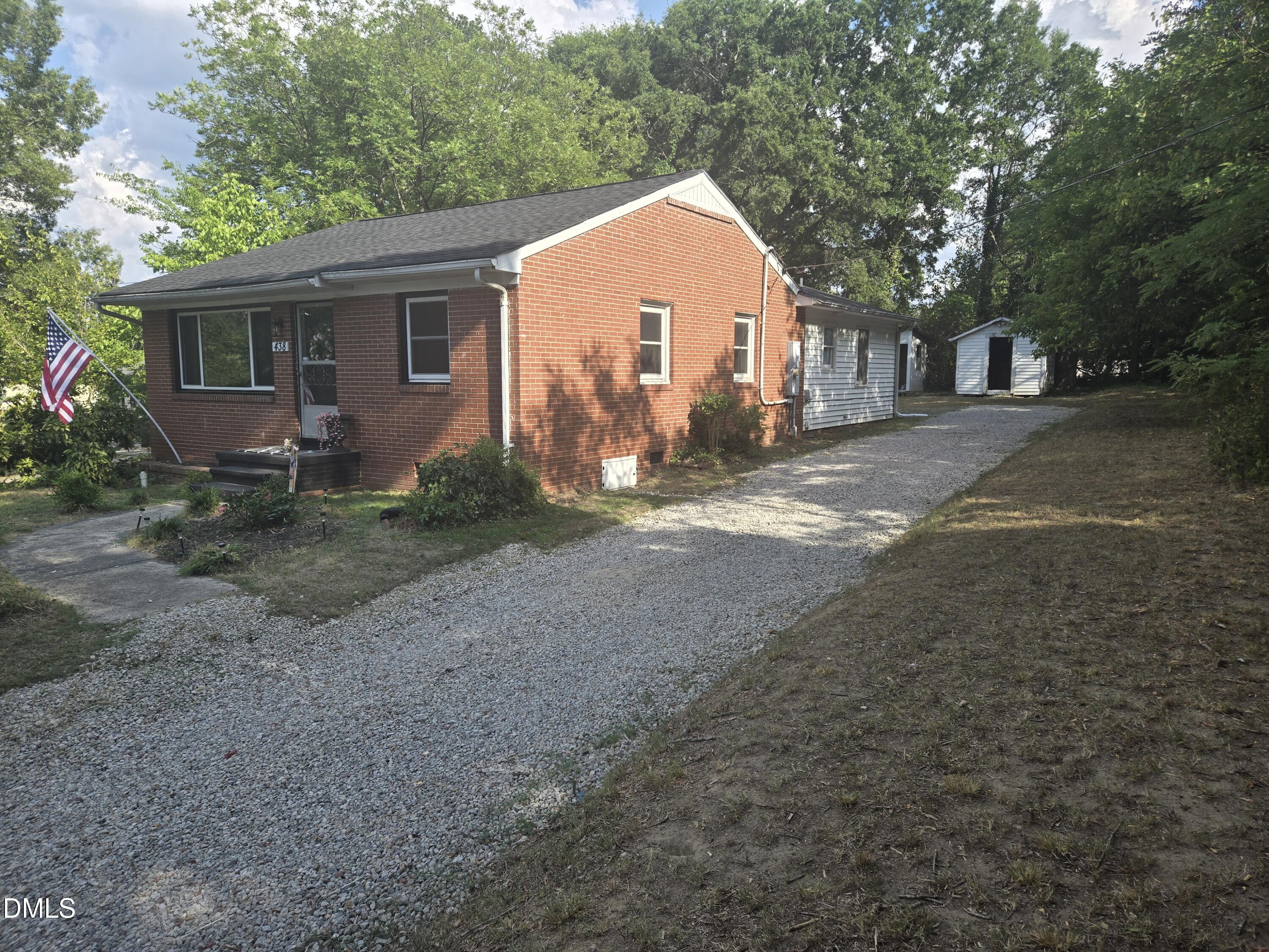 438 Dudley Street, Burlington, NC 27217