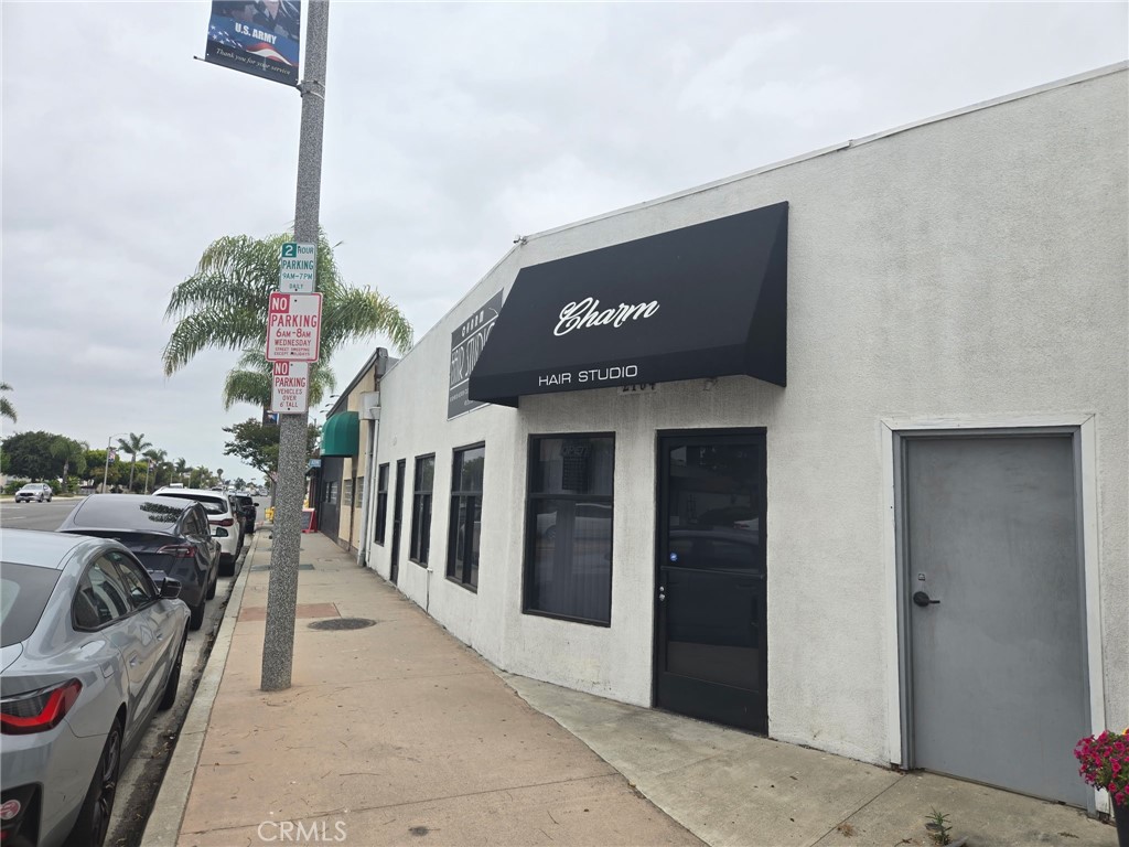 2162 Lomita