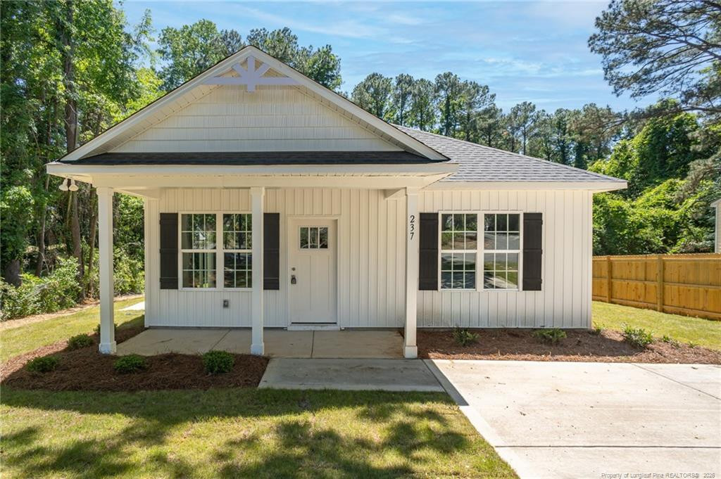 237 WINDSOR Drive, Fayetteville, NC 28301