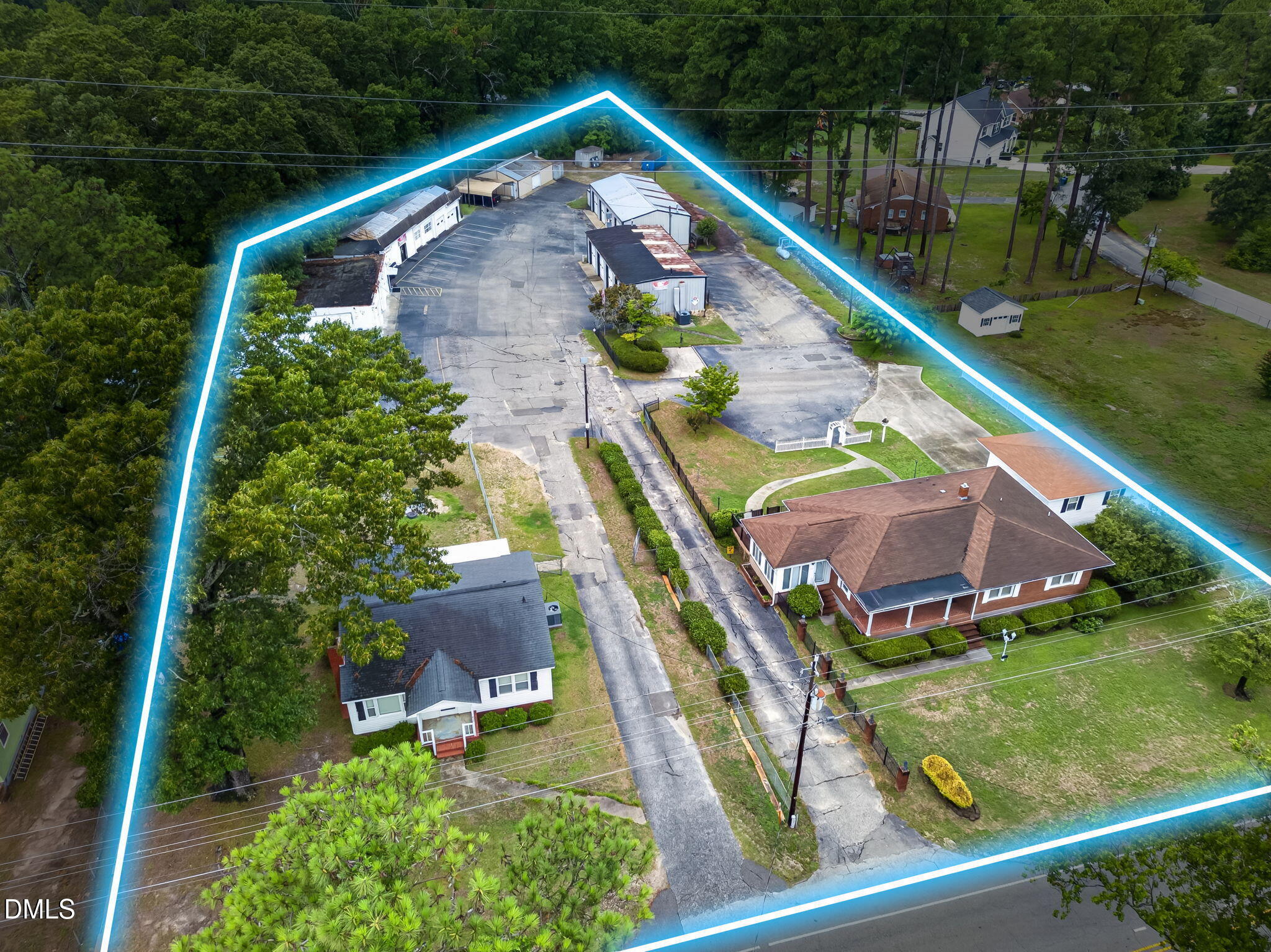 421 Mcarthur Road, Fayetteville, NC 28311