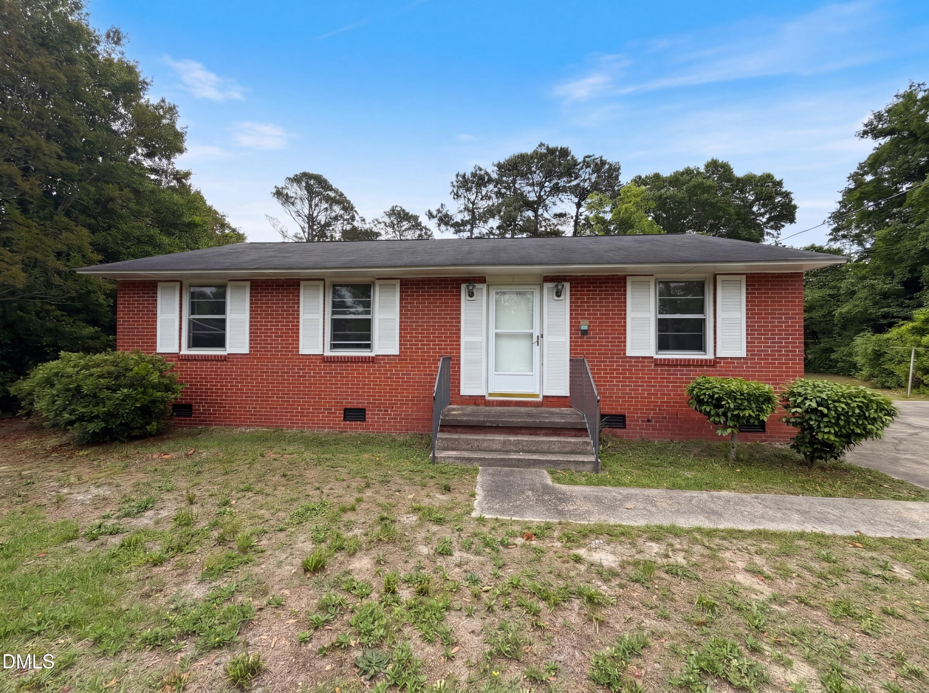 415 Buie Court, Fayetteville, NC 28304