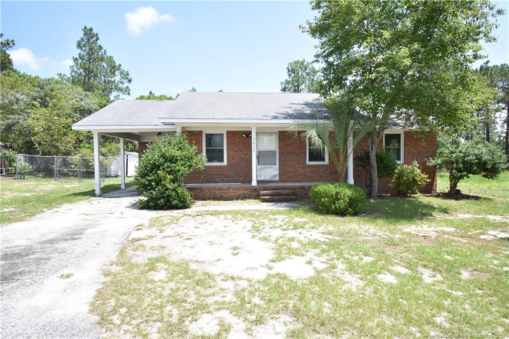3200 Teakwood Court, Hope Mills, NC 28348