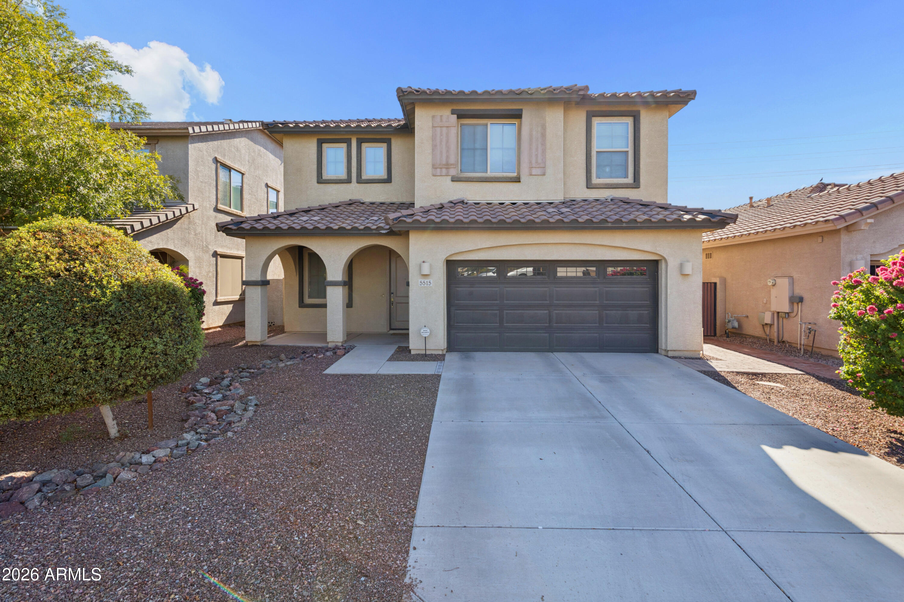 5515 S JOSHUA TREE Lane, Gilbert, AZ 85298