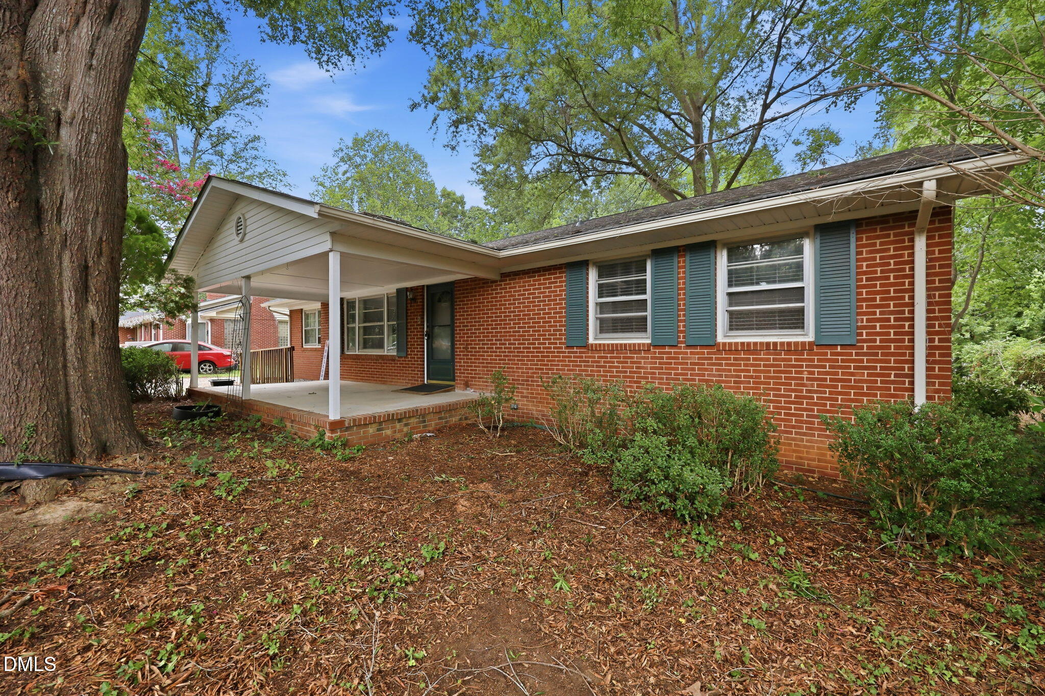 719 Greenwood Drive, Burlington, NC 27217