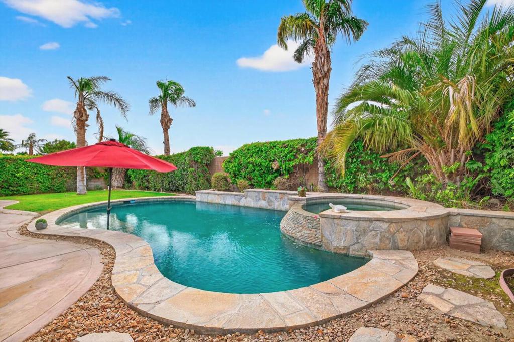 78279 Calico Glen Drive
