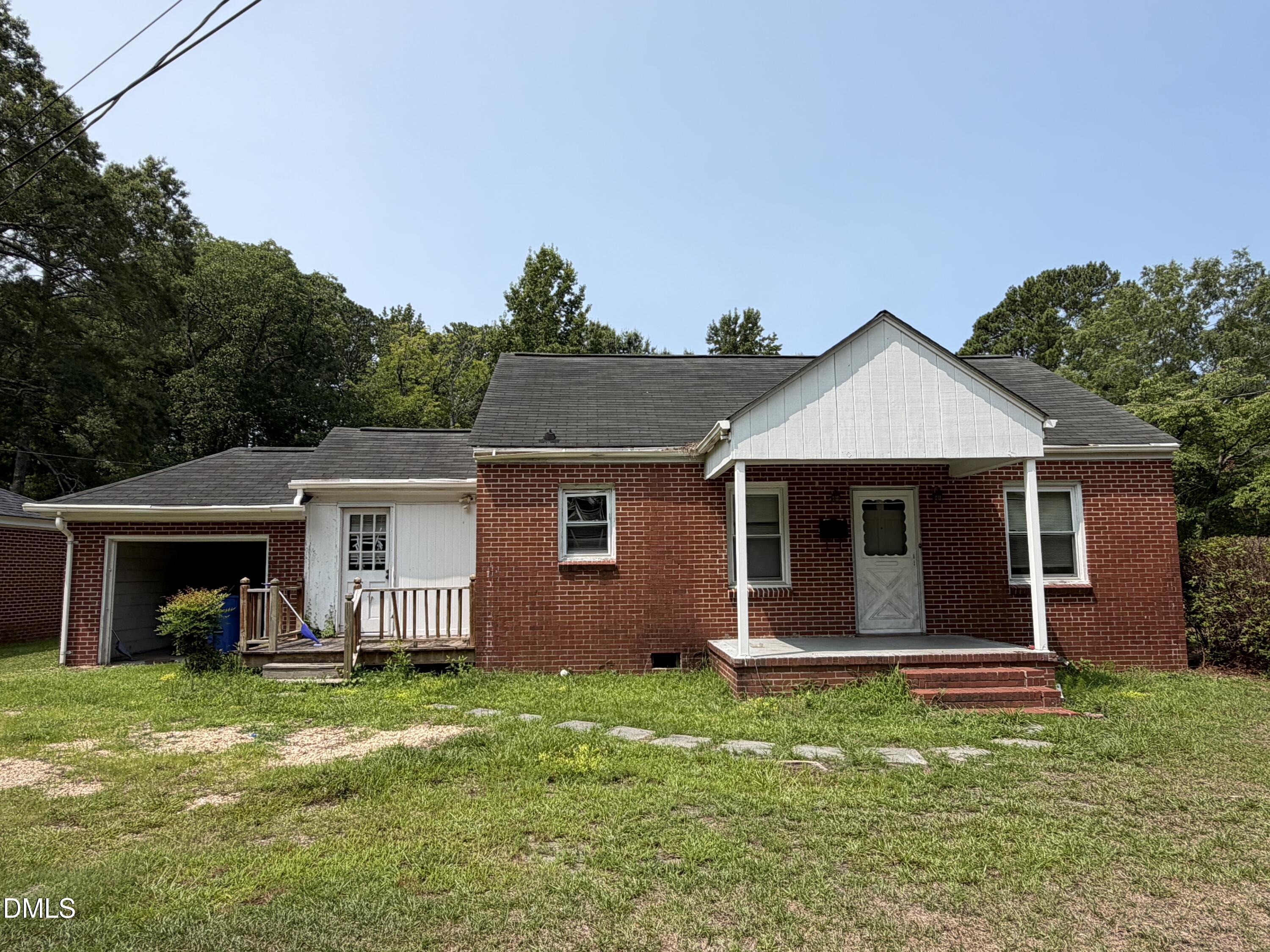 1411 Gold Street N, Wilson, NC 27893