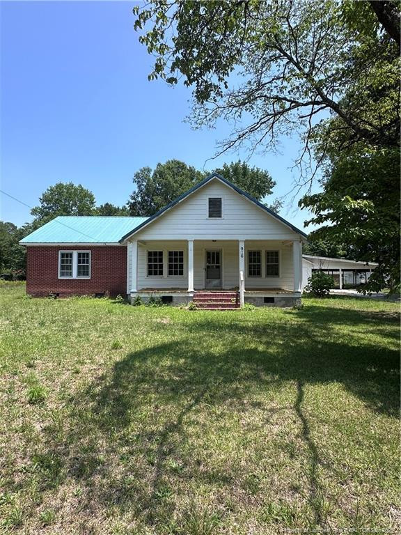 916 Aberdeen Road, Laurinburg, NC 28352