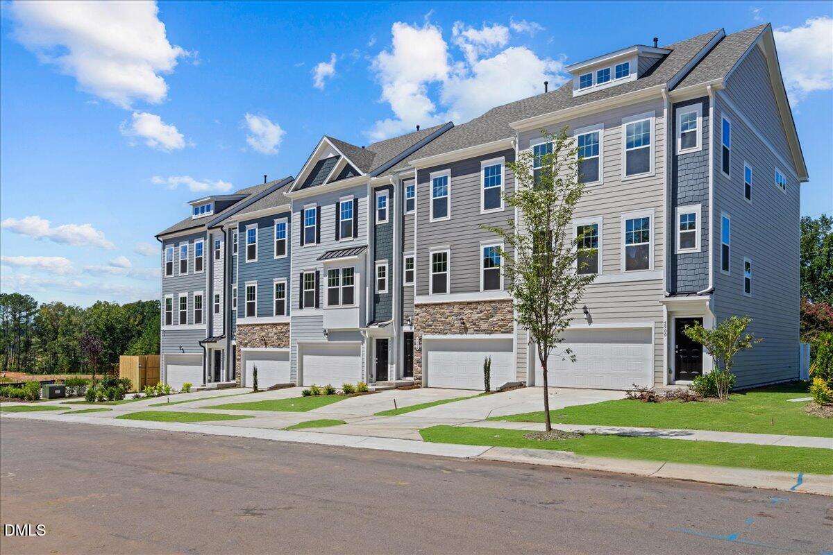 10913 Bayflower Way, Raleigh, NC 27617