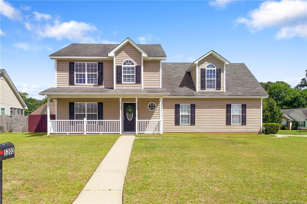 5202 Woodpecker Drive, Hope Mills, NC 28348