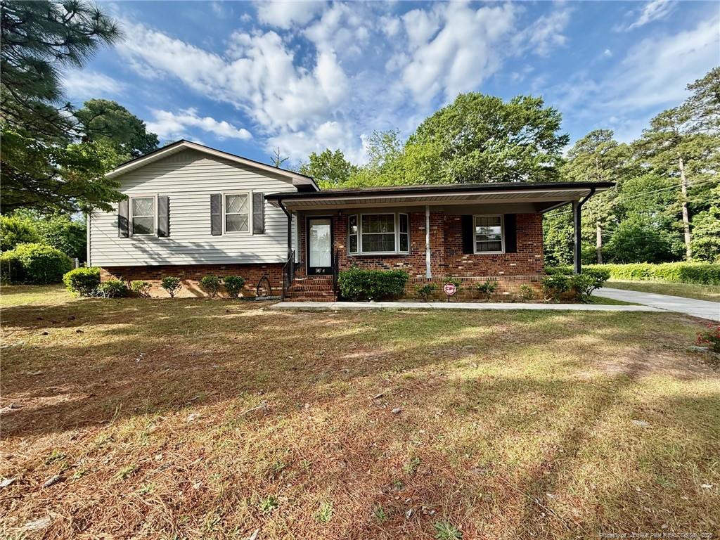 7300 Hyannis Drive, Fayetteville, NC 28304