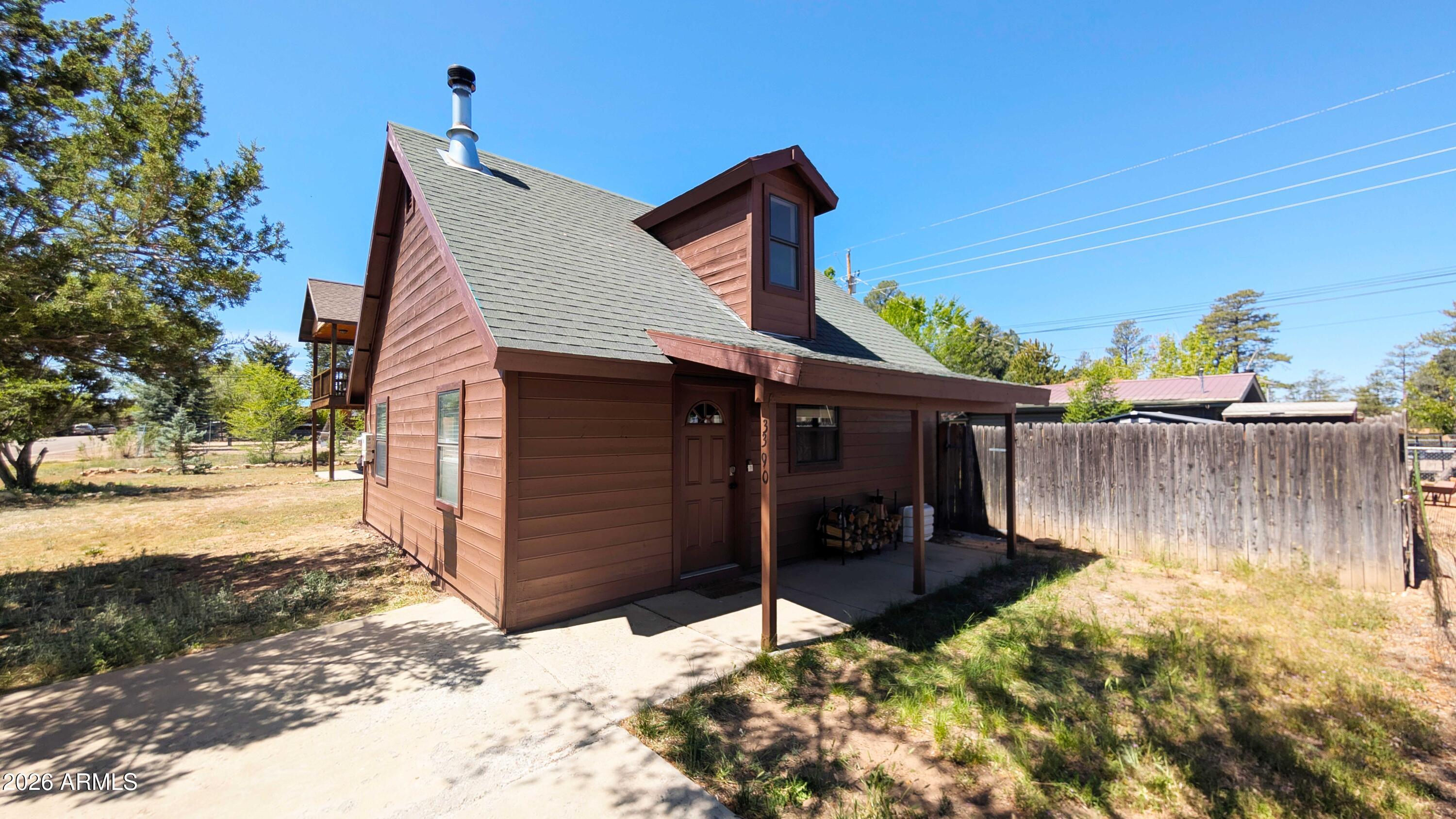 3390 APACHE Drive, Overgaard, AZ 85933