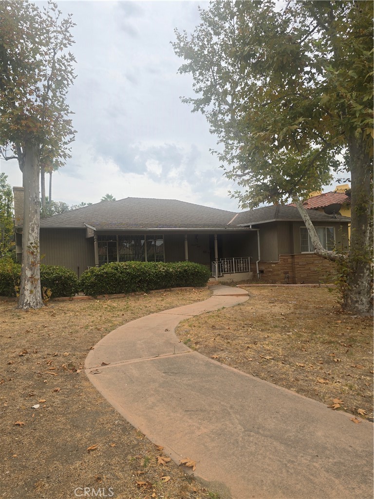 1760 Grandview