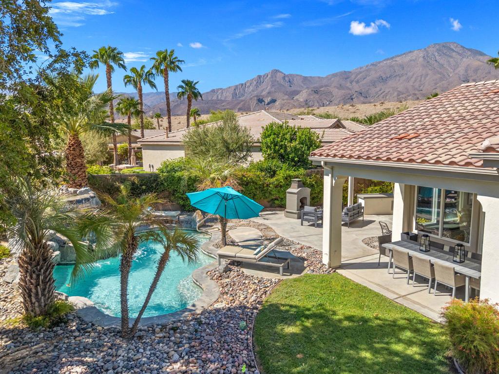 81207 Santa Rosa Court