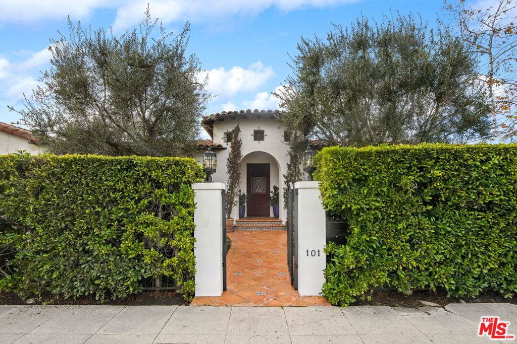 101 S Kilkea Drive