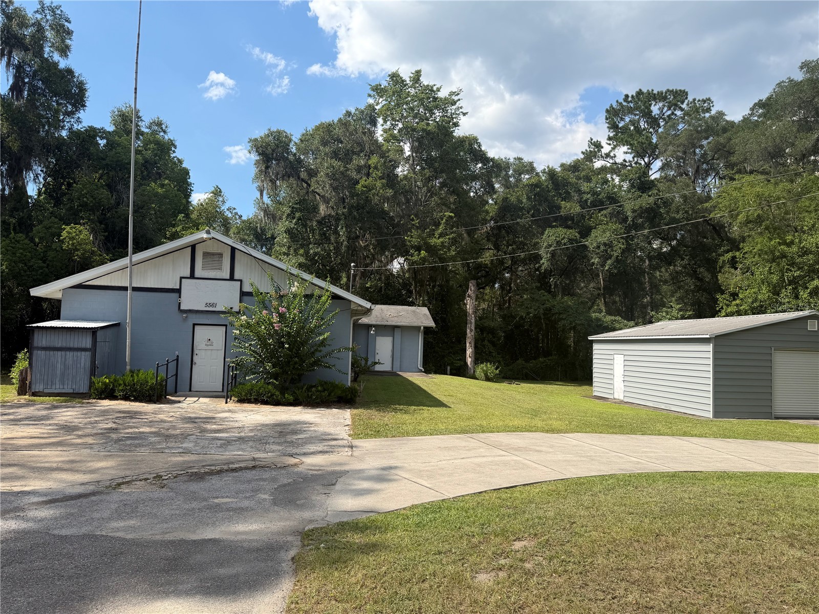 5561 NE 35TH STREET