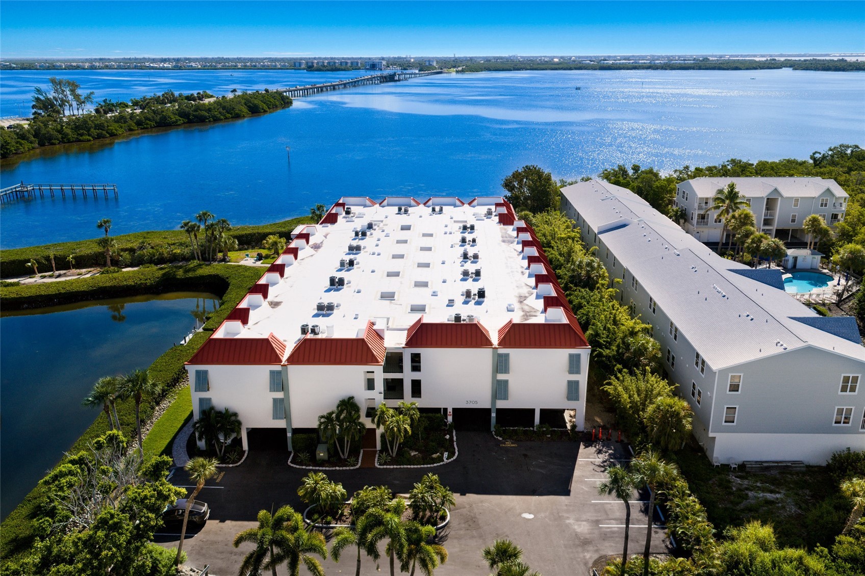 3705 E BAY DRIVE 115