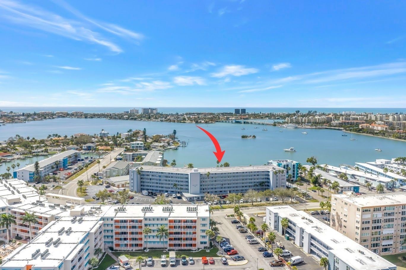1868 SHORE DRIVE S 310