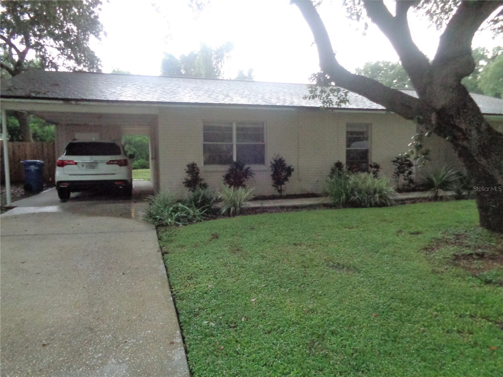 6809 MATHERS LANE