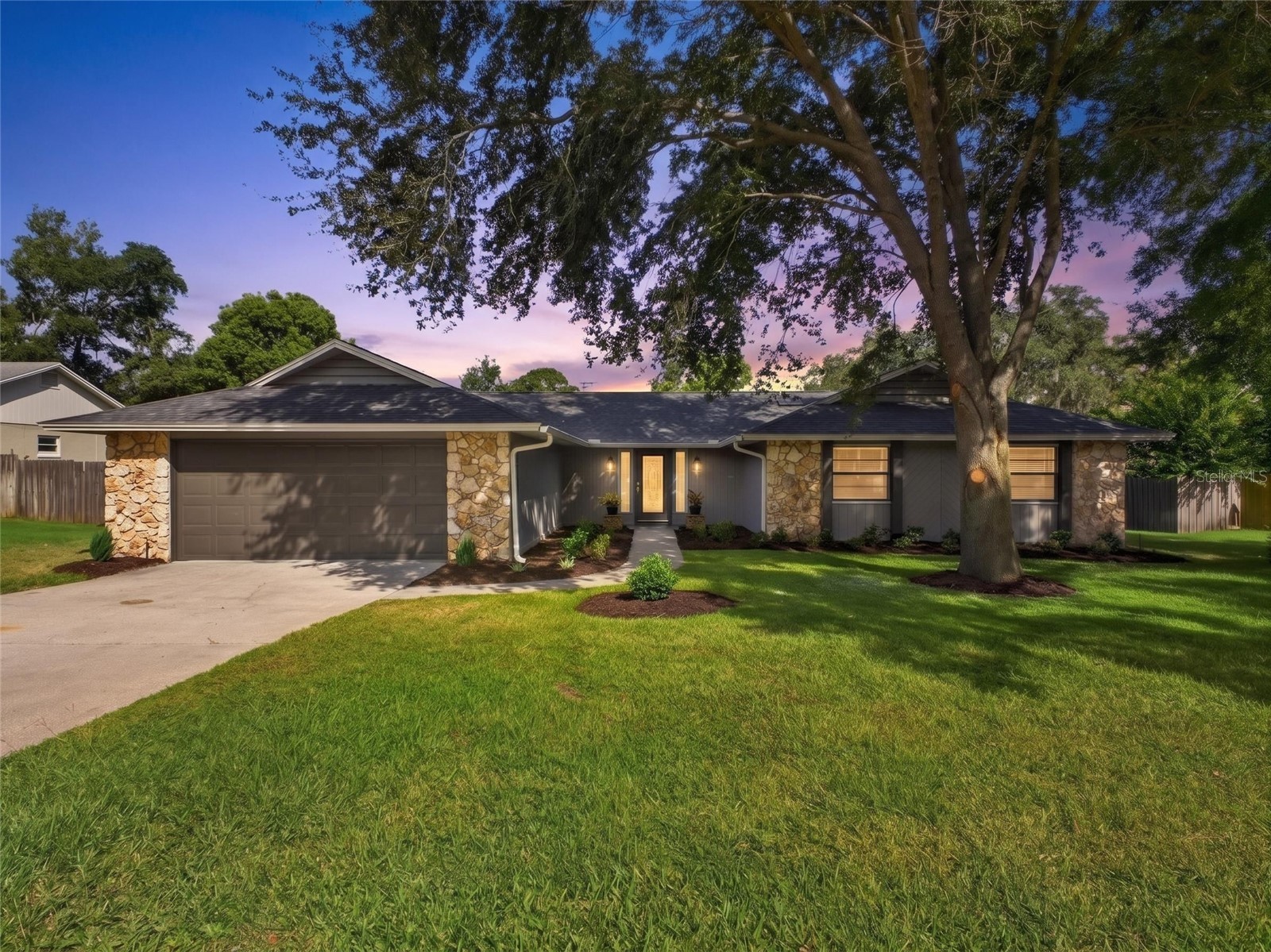 2183 BENT OAK DRIVE