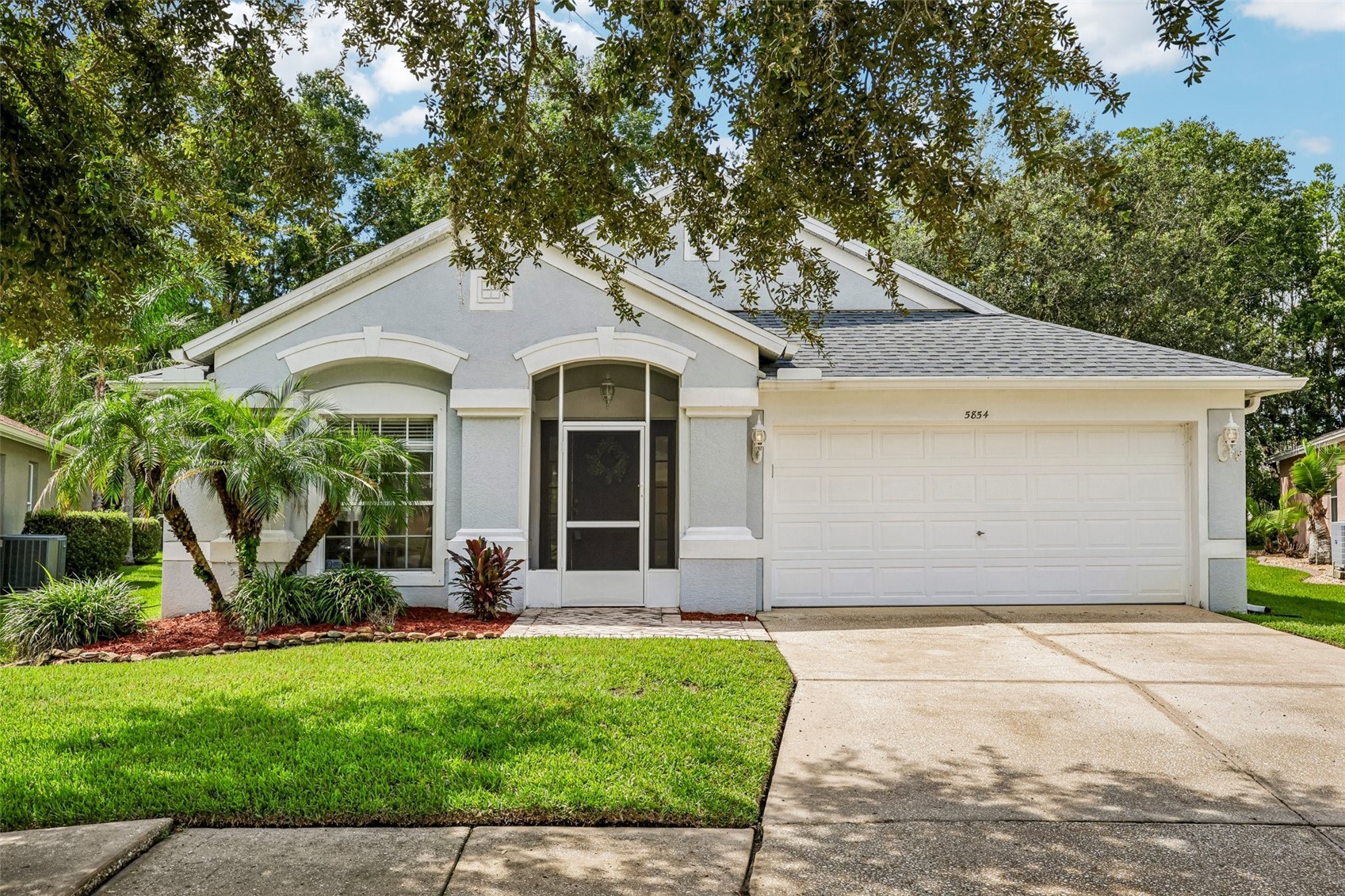 5854 COUNT TURF LANE