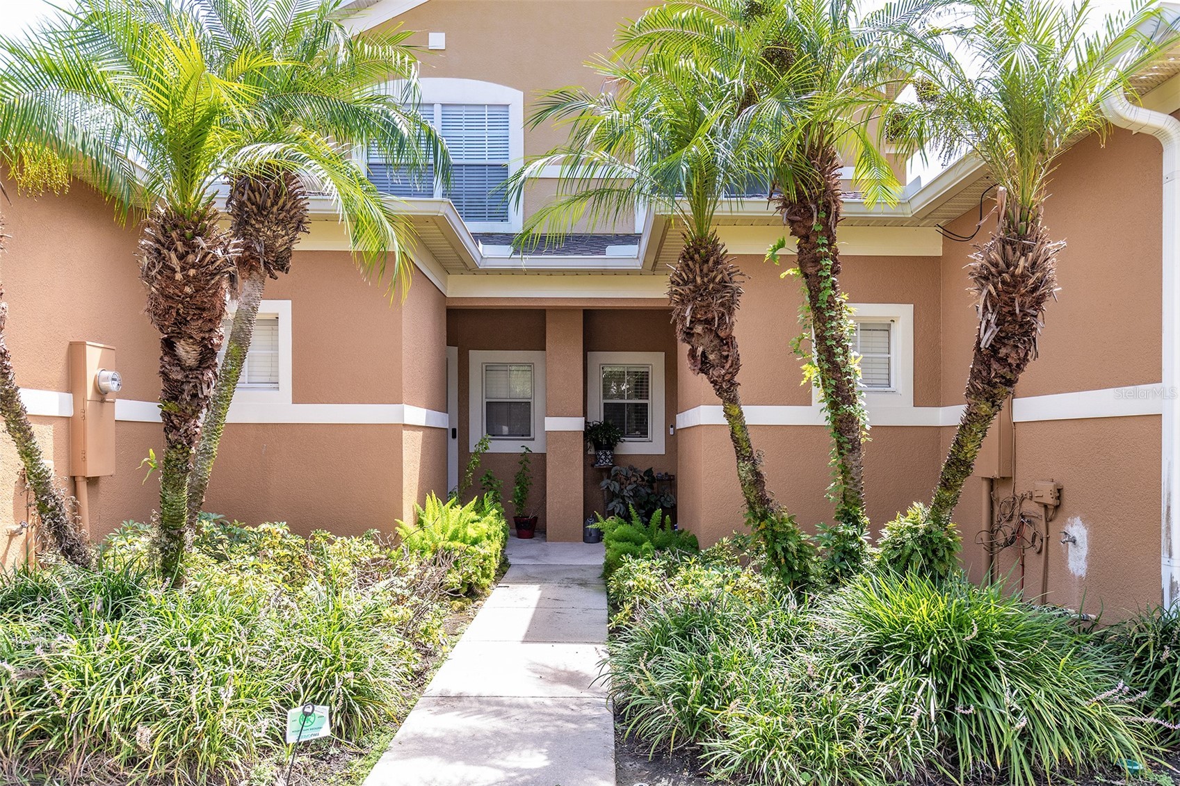518 HARBOR WINDS COURT