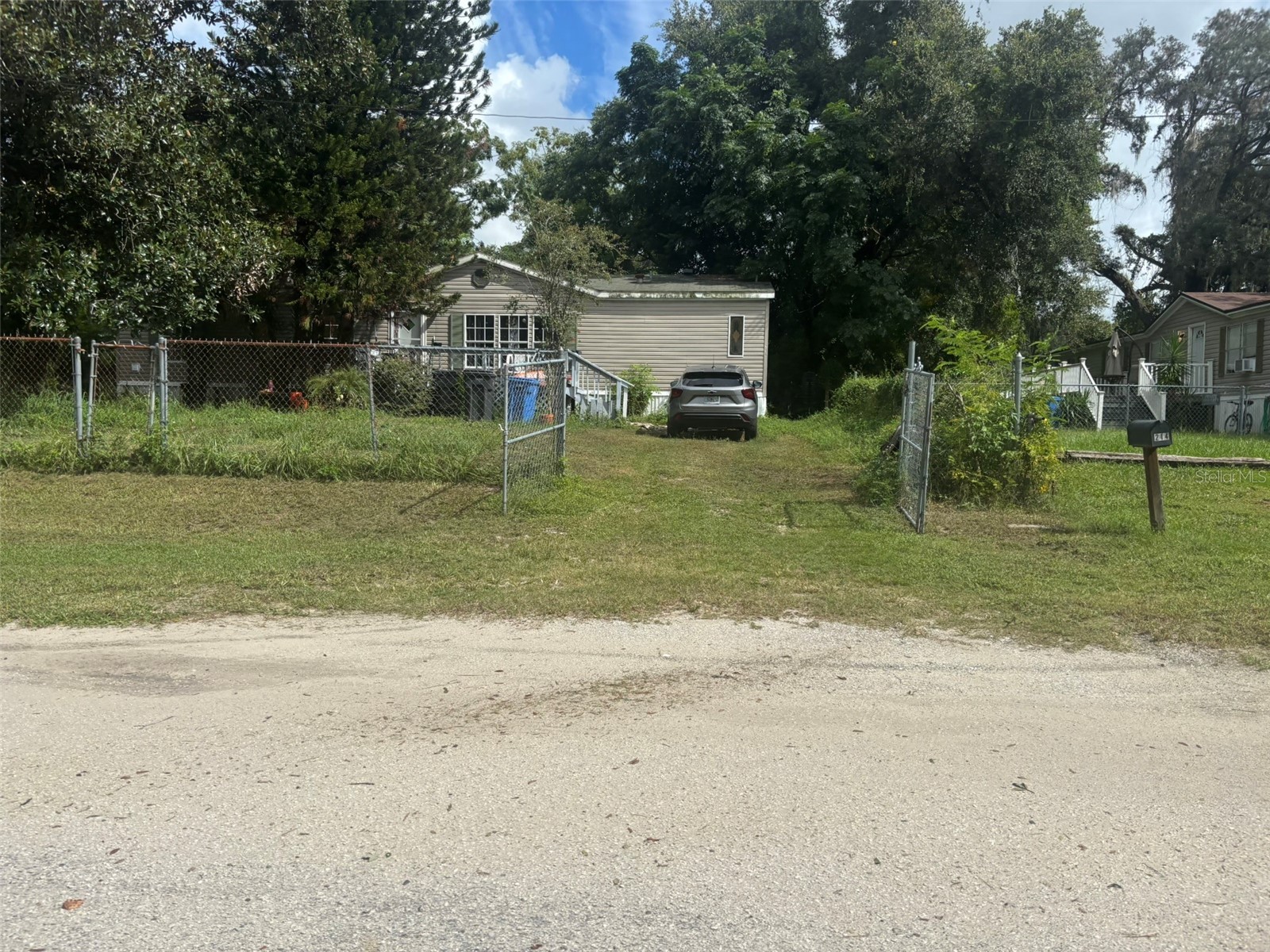 216 W EMPIRE DRIVE