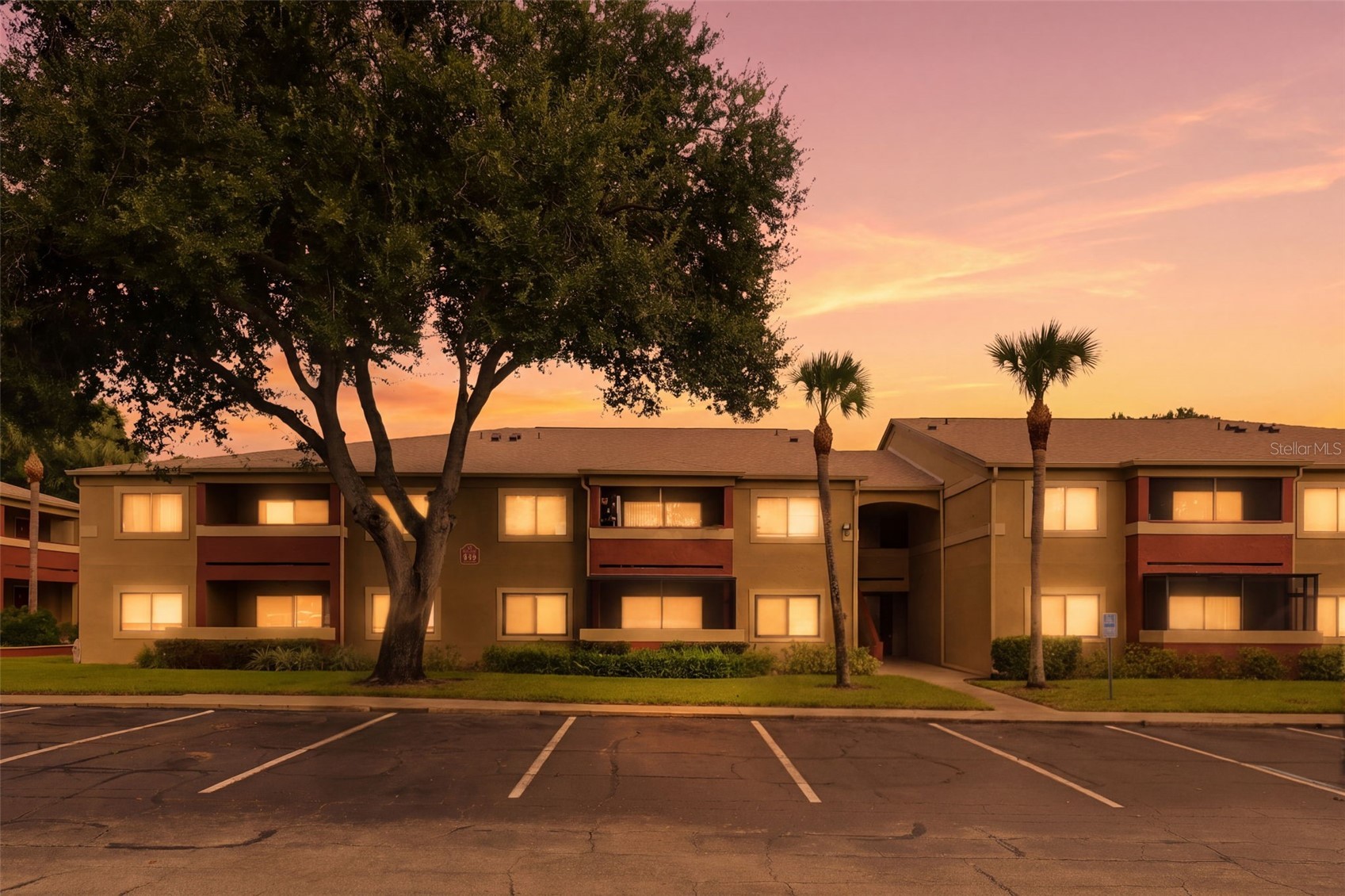 646 KENWICK CIRCLE 103