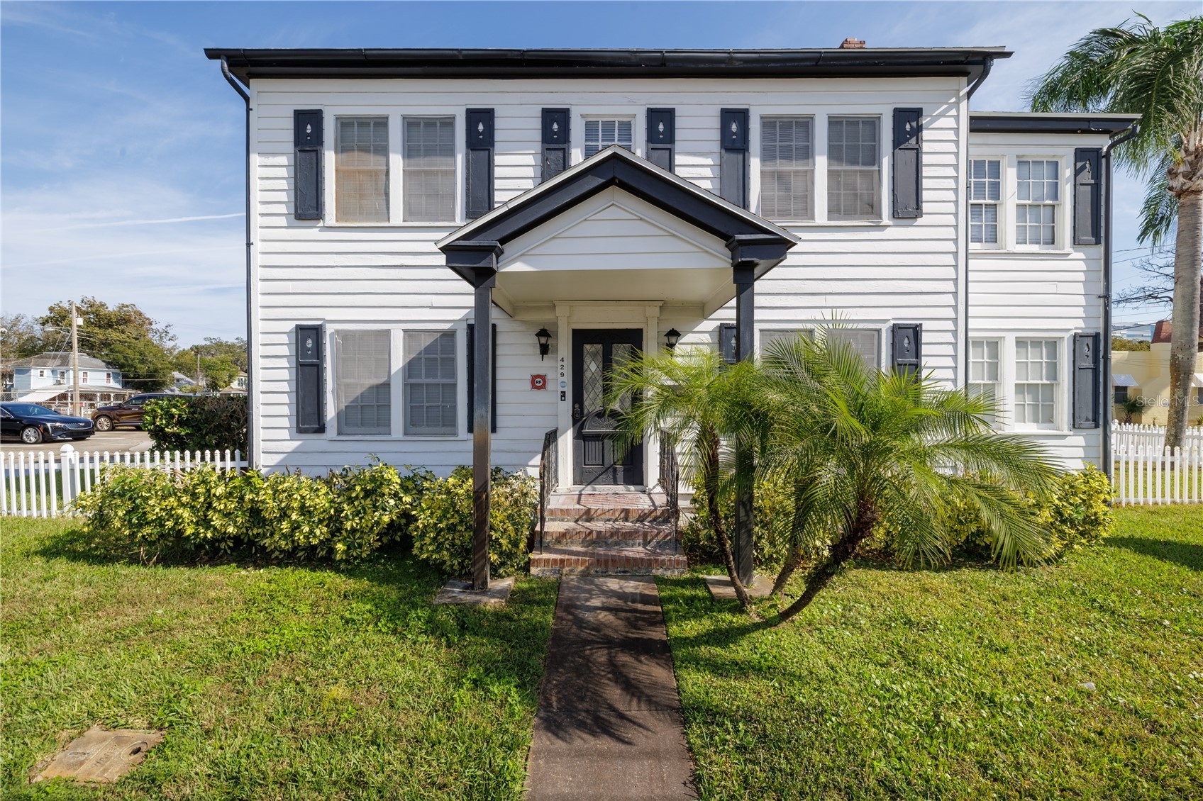 429 N RIDGEWOOD AVENUE