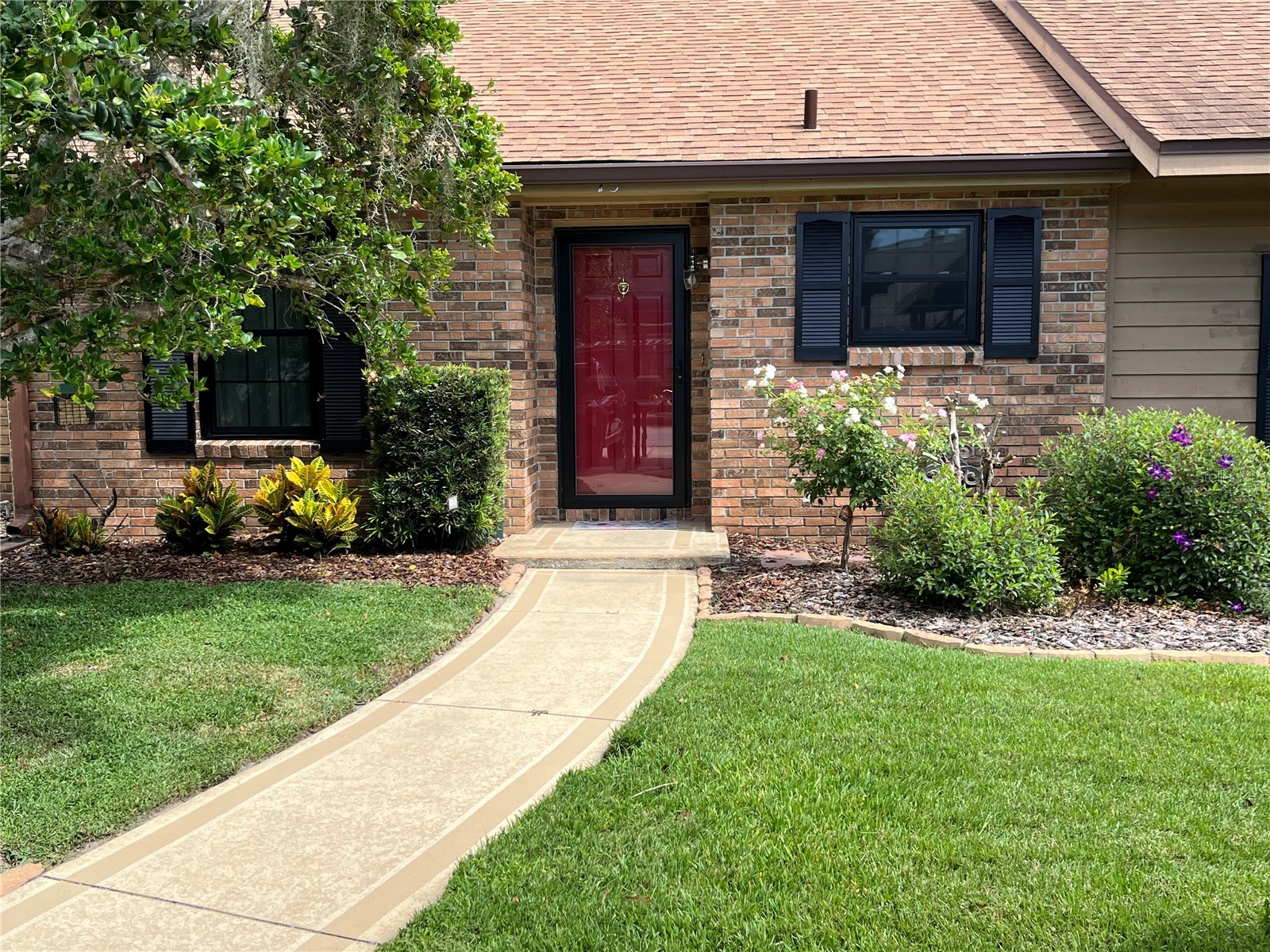 15 COVE LANE