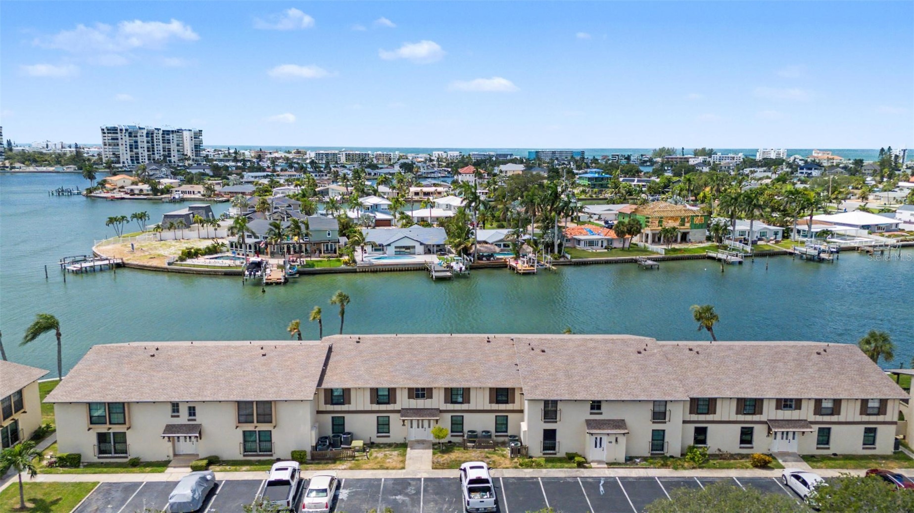 519 PLAZA SEVILLE COURT 39
