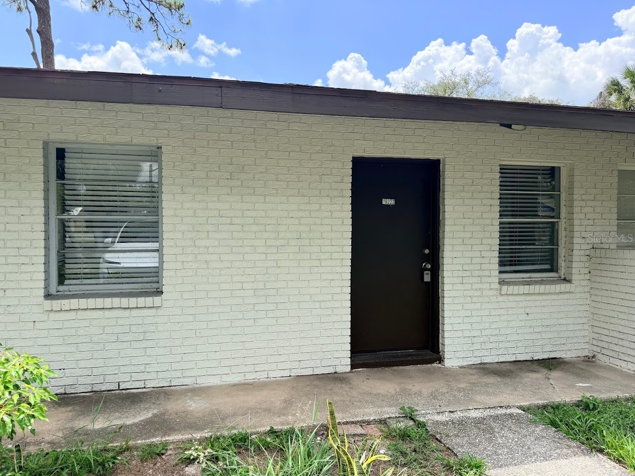 16710 WALLACE
