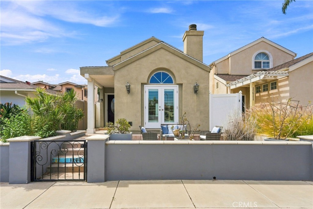 1209 Huntington Street
