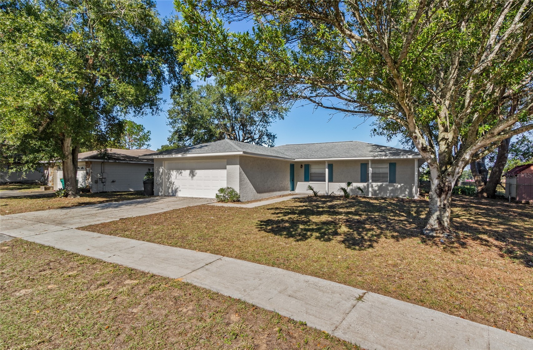 2711 N DELLWOOD DRIVE