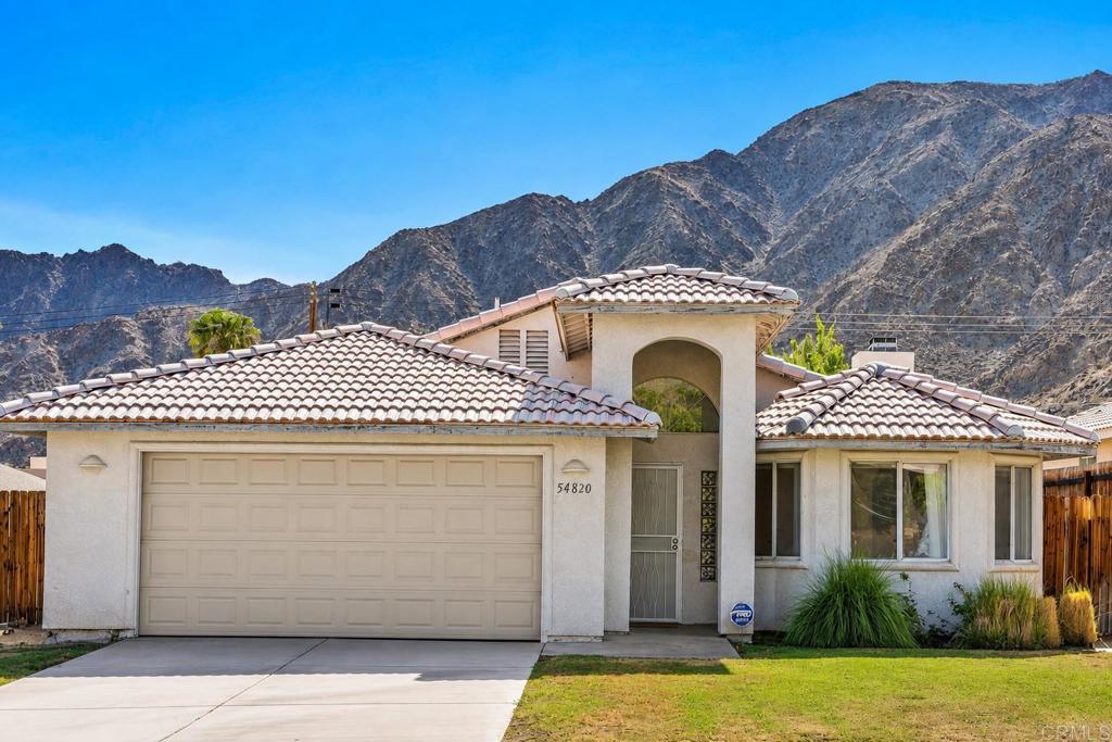 54820 Avenida Ramirez
