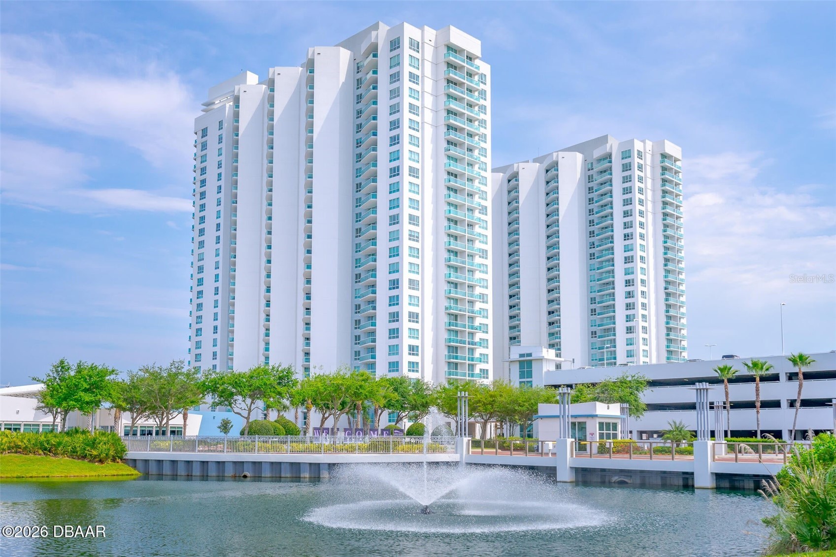 241 RIVERSIDE DRIVE 907