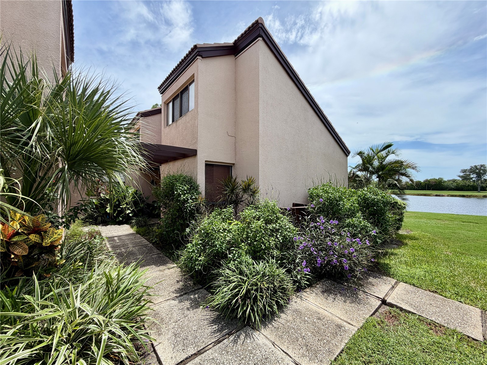 1320 PELICAN CREEK CROSSING