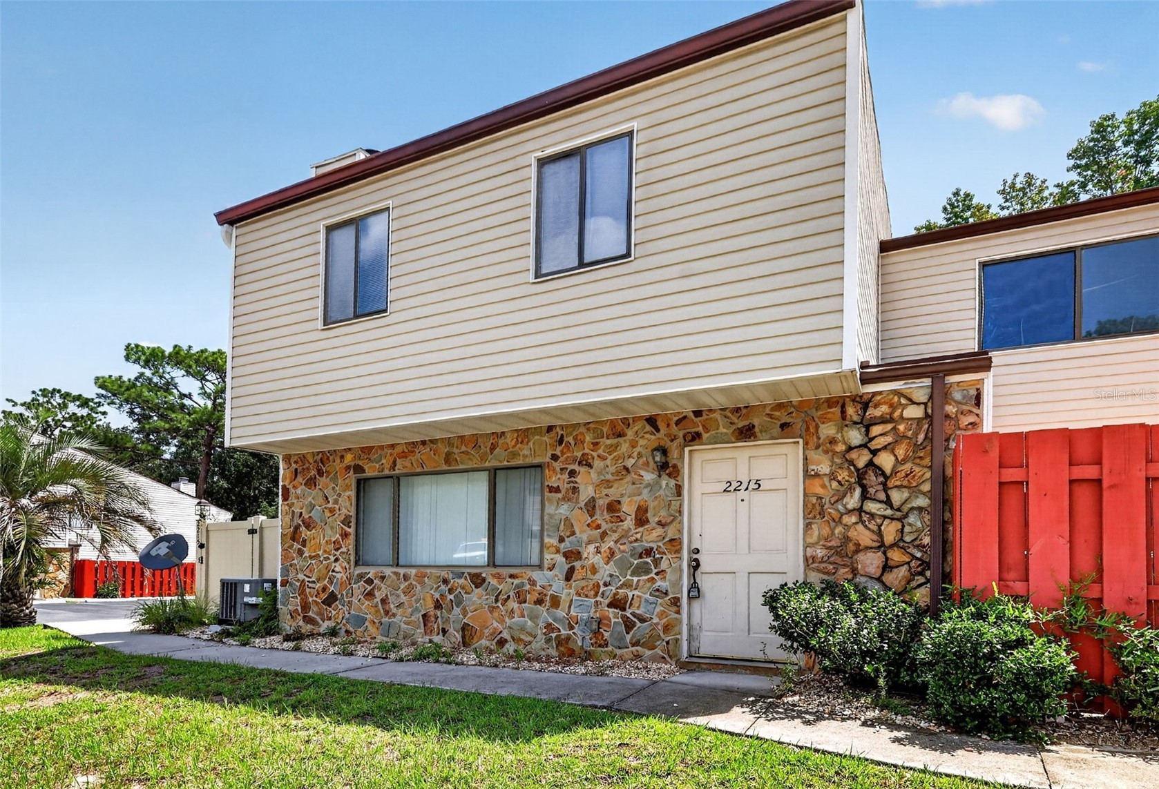 2215 NE 45TH AVENUE 3