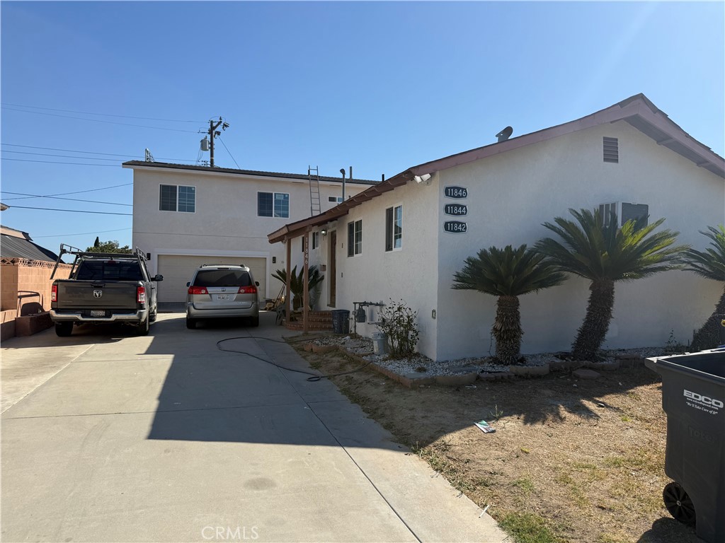 11844 Hollyview Drive