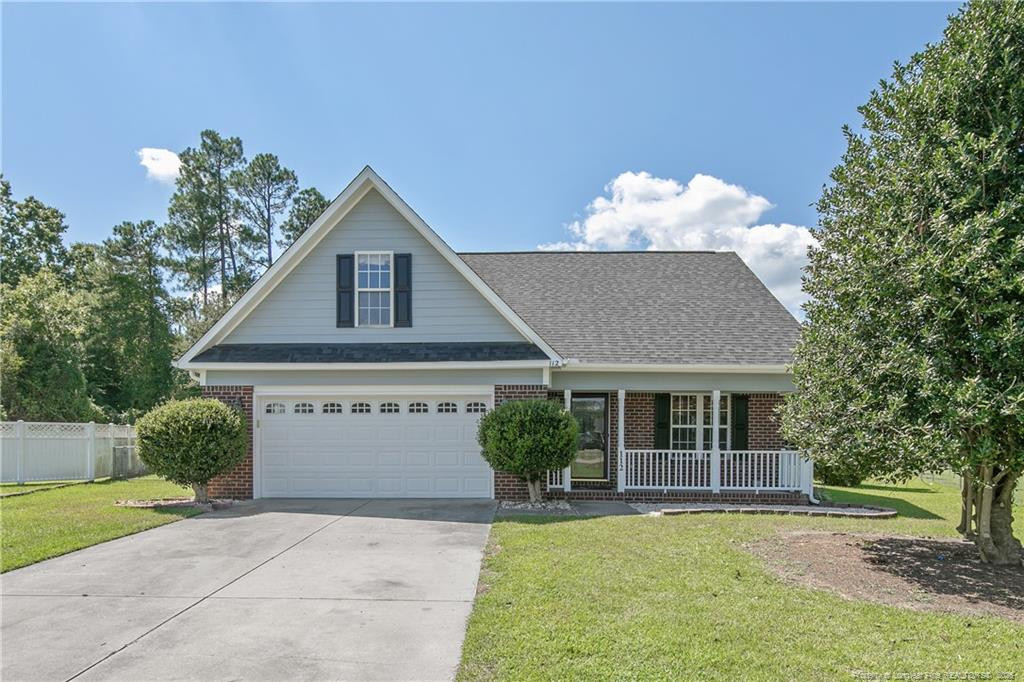 112 Nesting Lane, Raeford, NC 28376