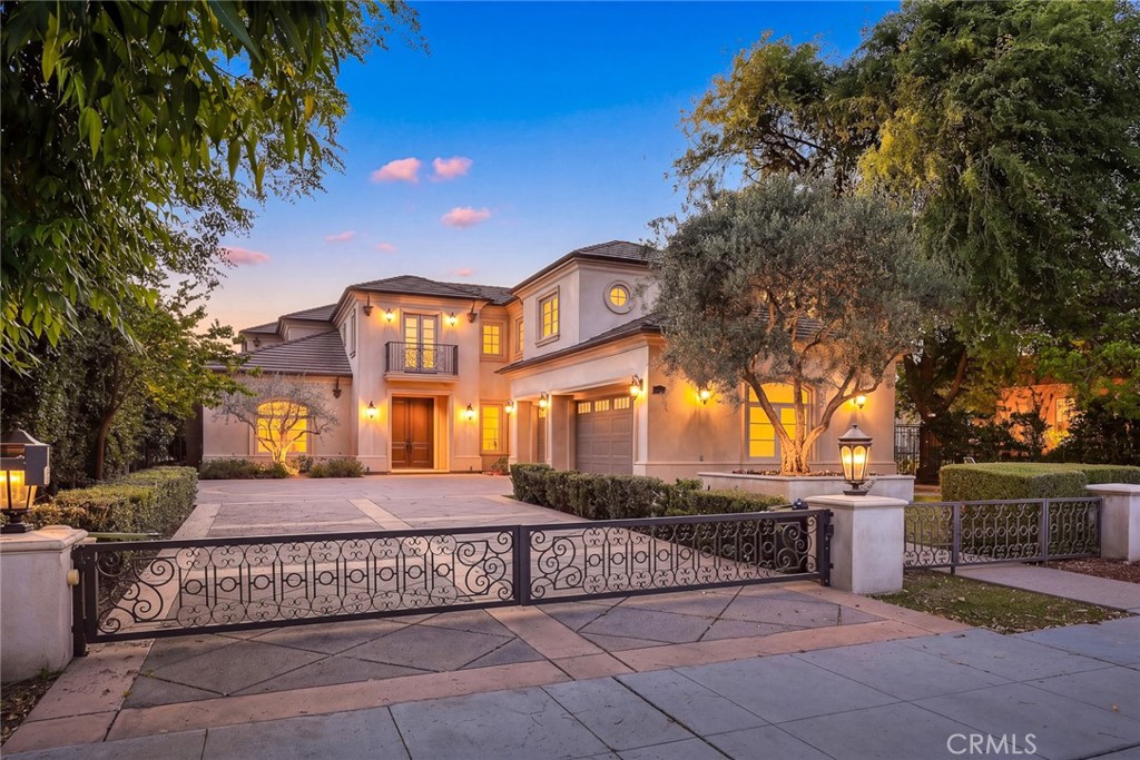 1201 S 10th Avenue