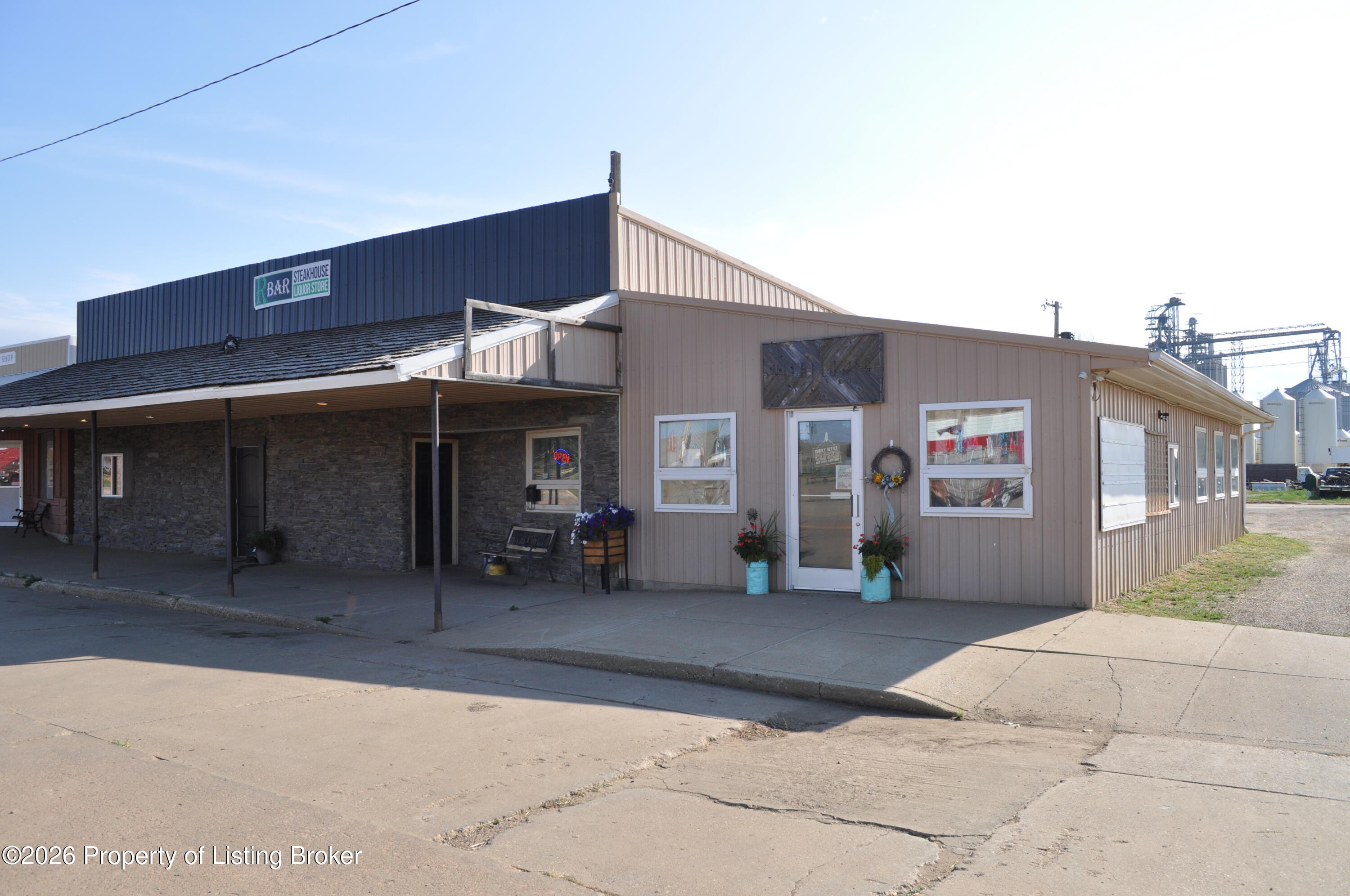 116 Main Avenue, Lemmon, SD 57638