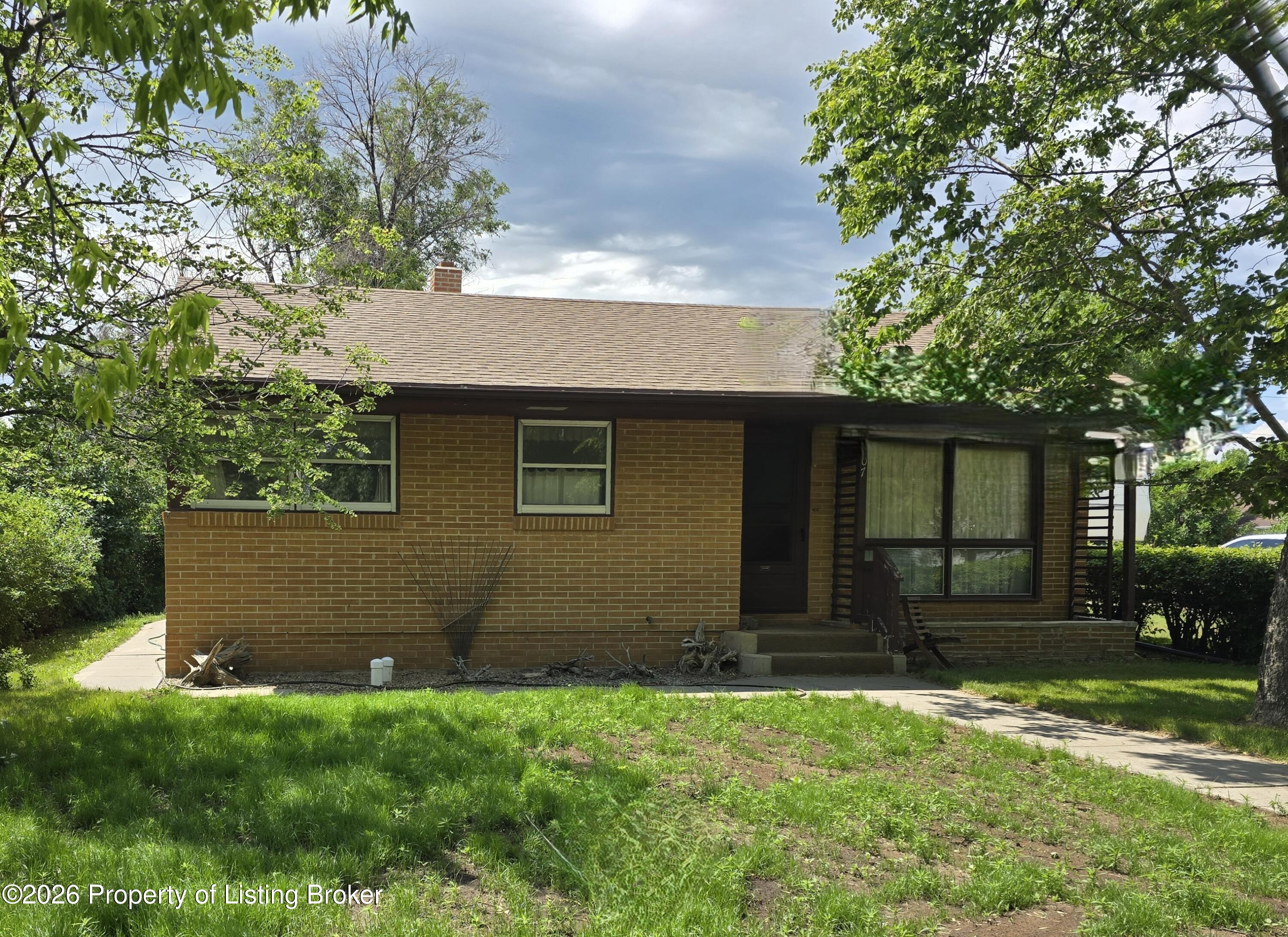 707 2nd Avenue W, Lemmon, SD 57638