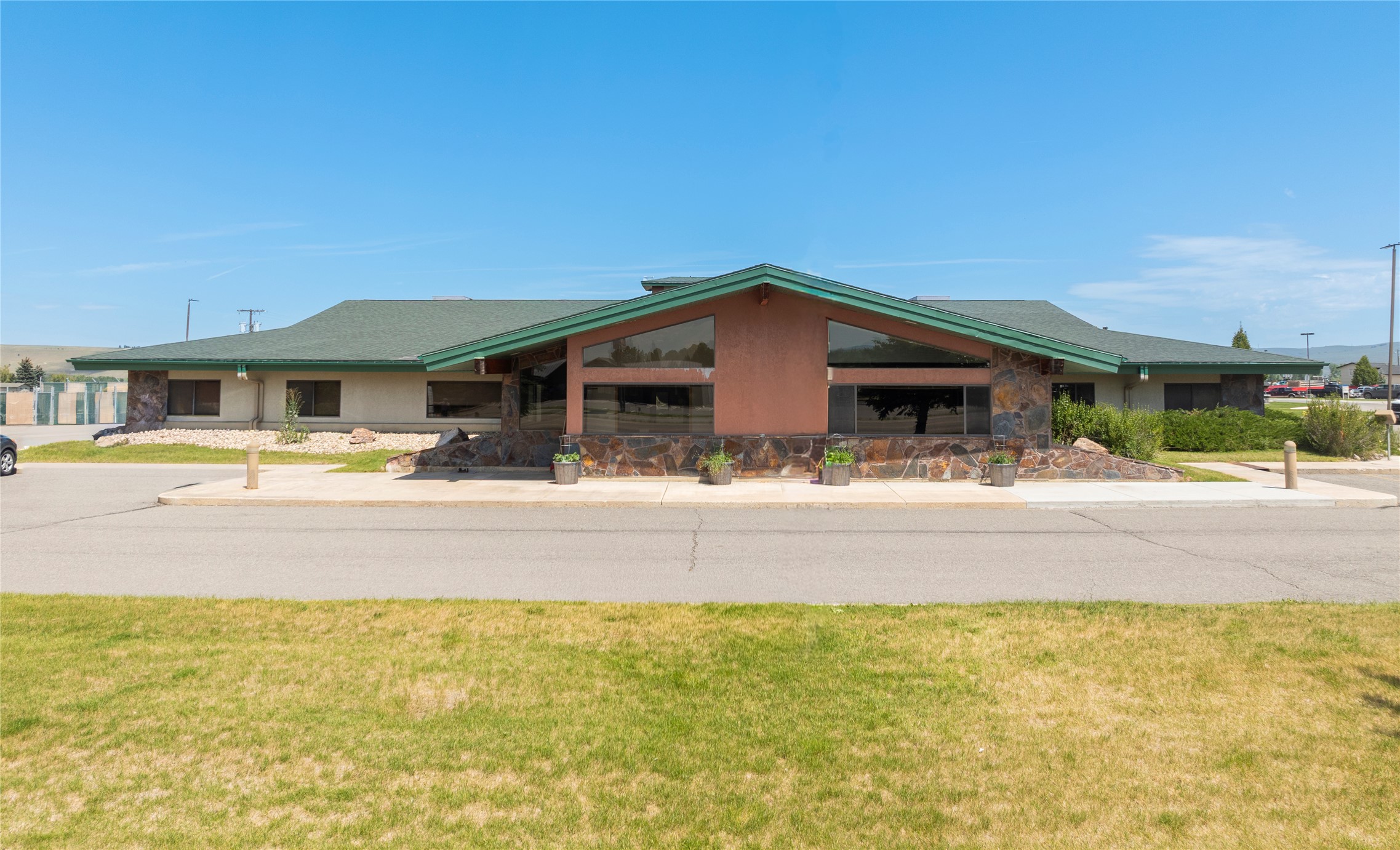 1002 Hollenback Lane