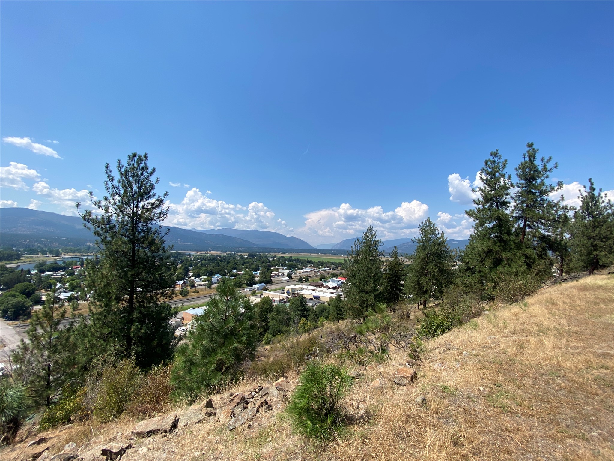 Lot 2 Railroad Avenue