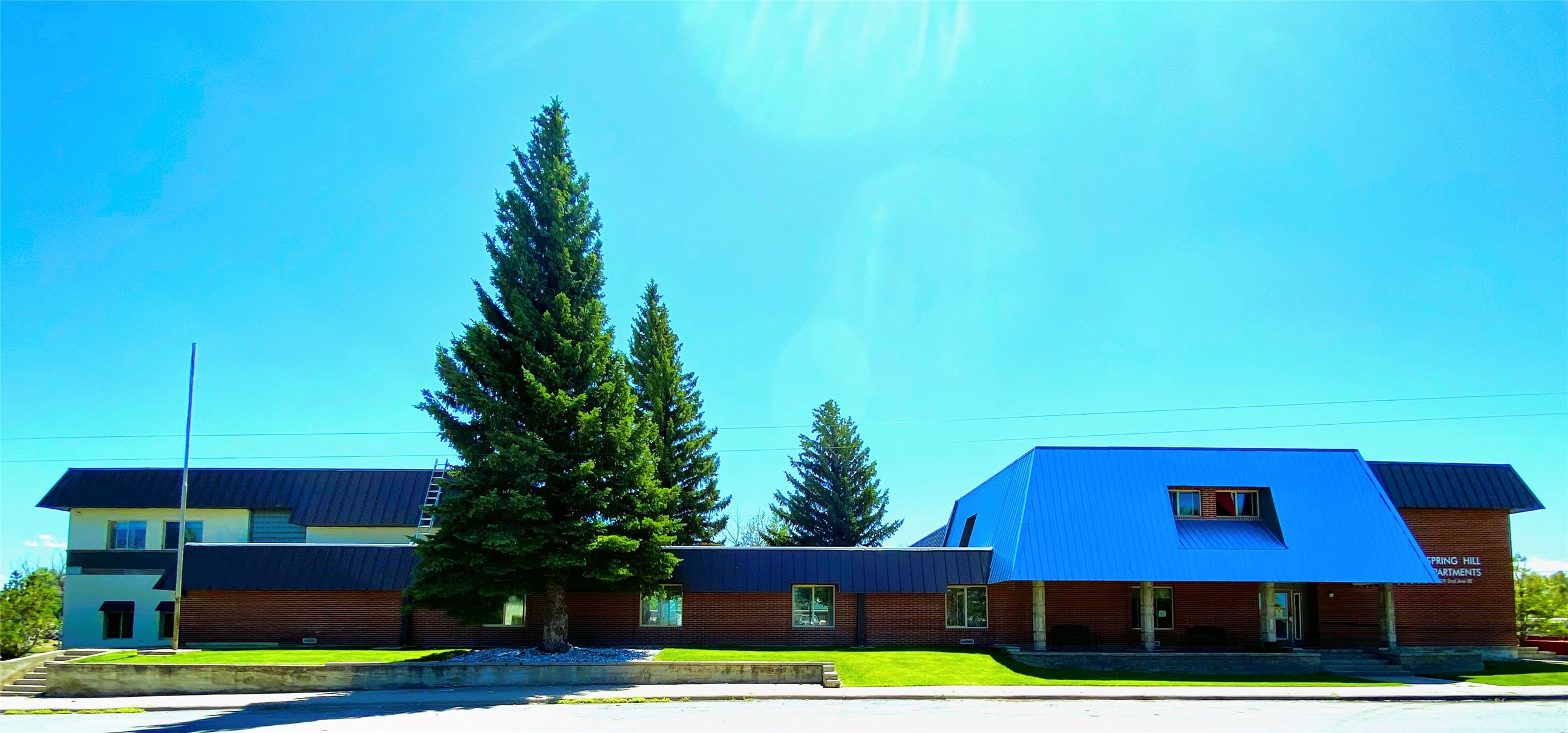 229 2nd Avenue SE
