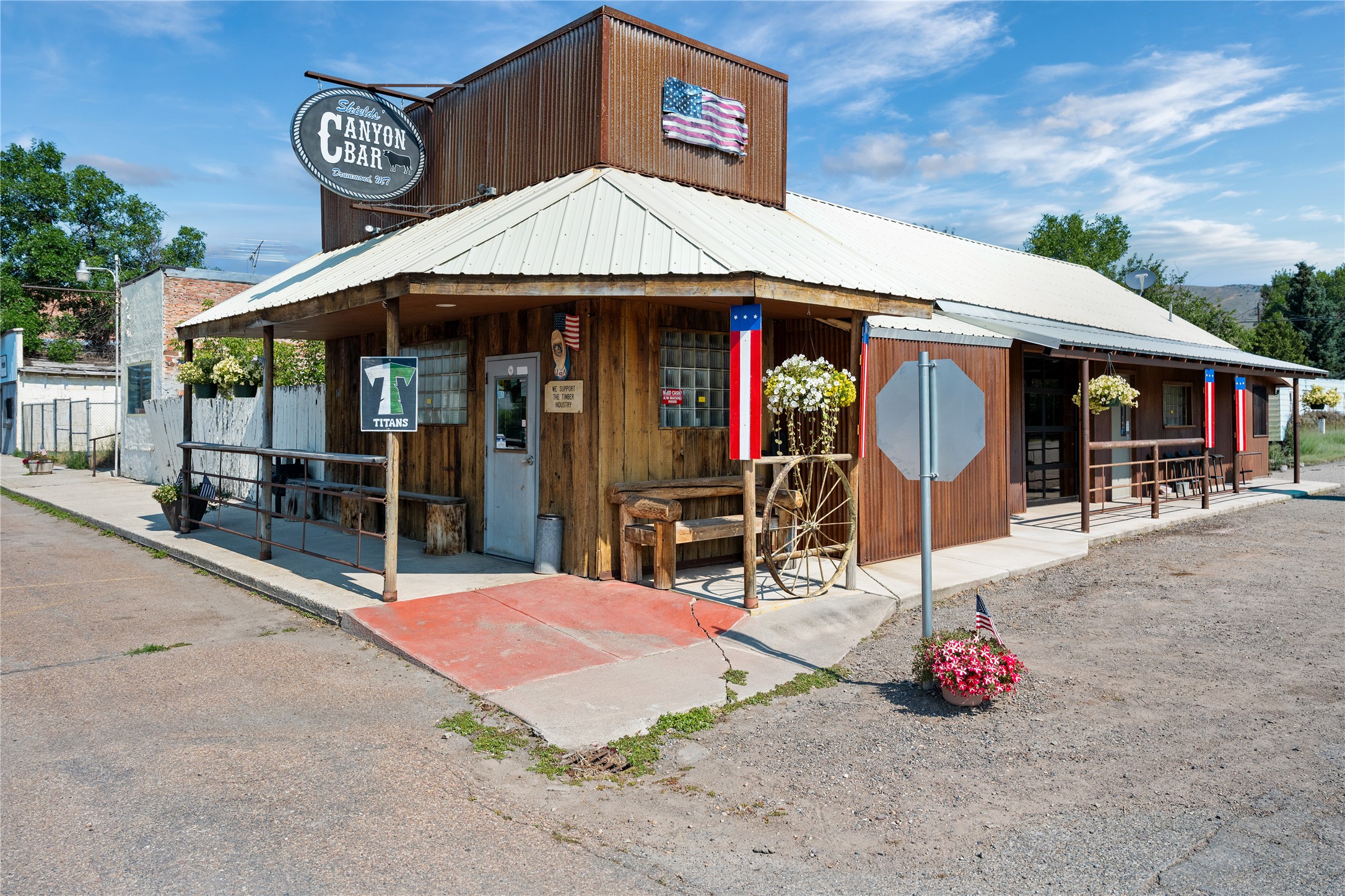 160 E Front Street