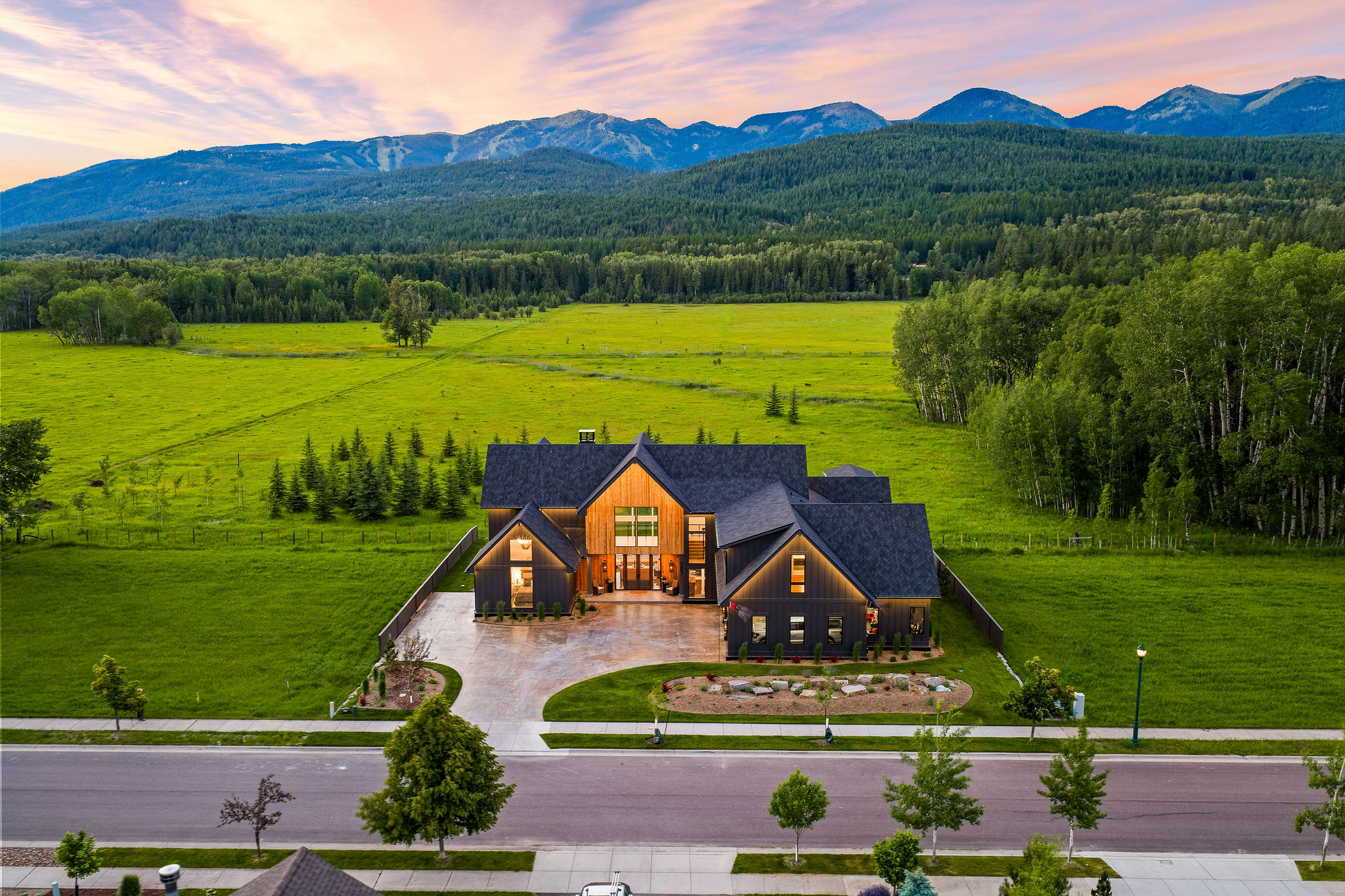 983 Preserve Parkway